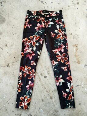 7 FOR ALL MANKIND Floral Black Skinny Jeans Size 27